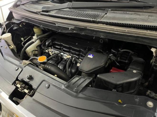 デリカＤ：５　本州仕入　ワンオーナー　寒冷地仕様　禁煙車　両側パワースライドドア　アルパインリアモニター　新品ＴＯＹＯホワイトレター　新品ＪＡＯＳブラックマッドガード　社外１６ＡＷ＋スタッドレスタイヤ付　ＥＴＣ 4WD 2400 5Dr