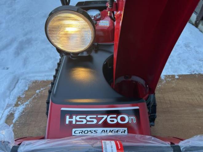 除雪機ホンダHSS760n（JX）クロスオーガ
超優良美品整備済み 江別市隣接市町村は配送無料
