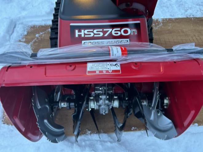 除雪機ホンダHSS760n（JX）クロスオーガ
超優良美品整備済み 江別市隣接市町村は配送無料