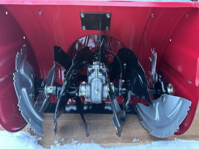 除雪機ホンダHSS760n（JX）クロスオーガ
超優良美品整備済み 江別市隣接市町村は配送無料