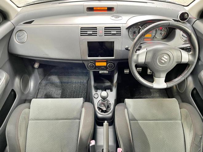 スイフト1.6スポーツ 5年保証 MT ローダウン 寒冷地仕様 禁煙 車検整備2年付 修復歴無