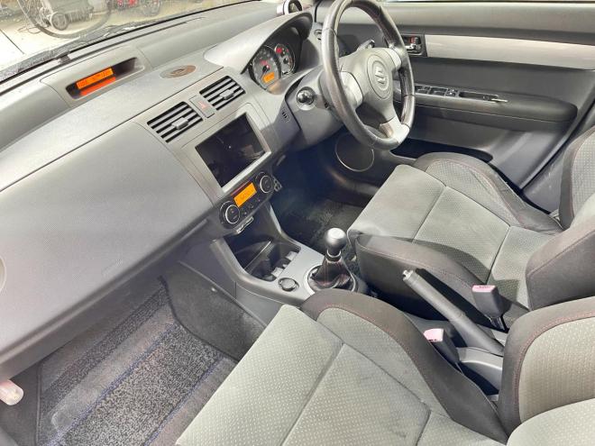 スイフト1.6スポーツ 5年保証 MT ローダウン 寒冷地仕様 禁煙 車検整備2年付 修復歴無