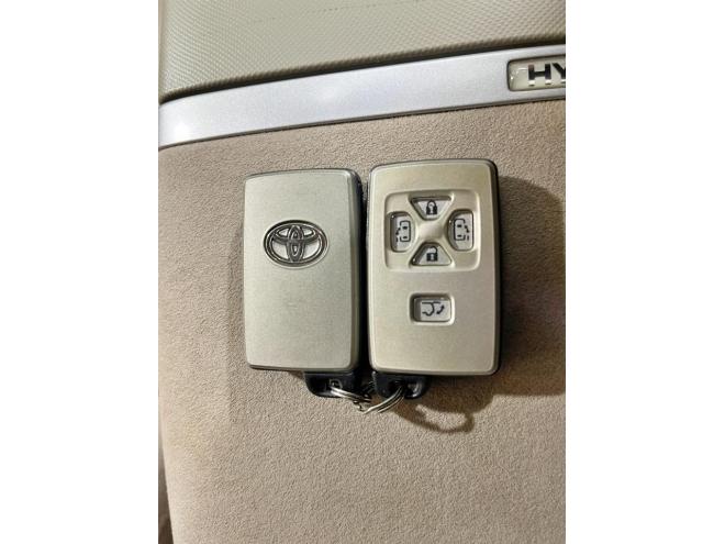 エスティマハイブリッドハイブリッド2.4G 4WD 5年保証 スマキー 両側パワスラ ナビ Bカメ ETC 寒冷地仕様 禁煙 車検整備2年付