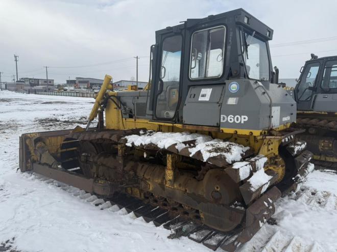 ブルドーザーD60P-11
