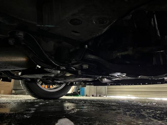 アルファードハイブリッド本州仕入　禁煙車　モデリスタエアロ　純正１０インチビッグナビ　純正リアフリップダウンモニター　フルセグ地デジ　ＤＶＤ再生　Ｂｌｕｅｔｏｏｔｈ　デジタルインナーミラー　シーケンシャルウィンカー　ＥＴＣ 4WD 2500 5Dr