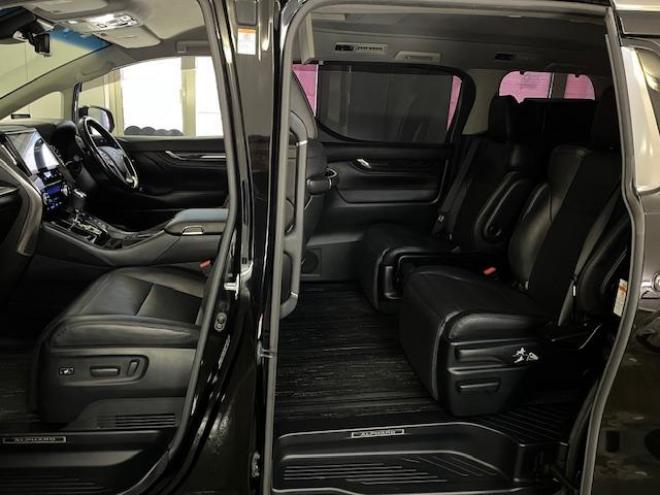 アルファードハイブリッド本州仕入　禁煙車　モデリスタエアロ　純正１０インチビッグナビ　純正リアフリップダウンモニター　フルセグ地デジ　ＤＶＤ再生　Ｂｌｕｅｔｏｏｔｈ　デジタルインナーミラー　シーケンシャルウィンカー　ＥＴＣ 4WD 2500 5Dr