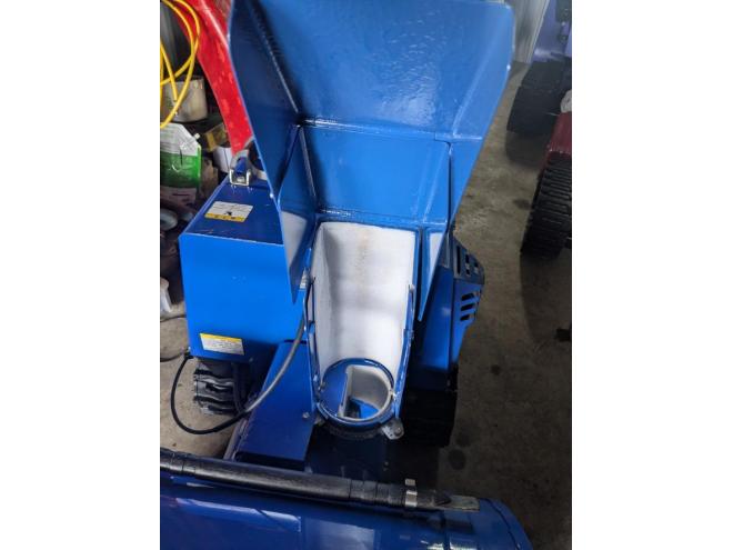 除雪機ヤマハ　YS1070T　10馬力　ジェットシューター付き　静音エンジン