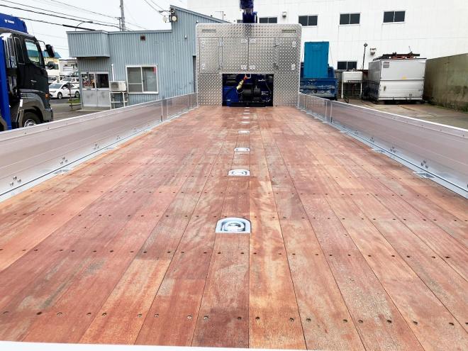 プロフィア未使用　4段ラジコンクレーン車　セルフローダー　重機運搬車ウインチ付　大型トラック　nsl