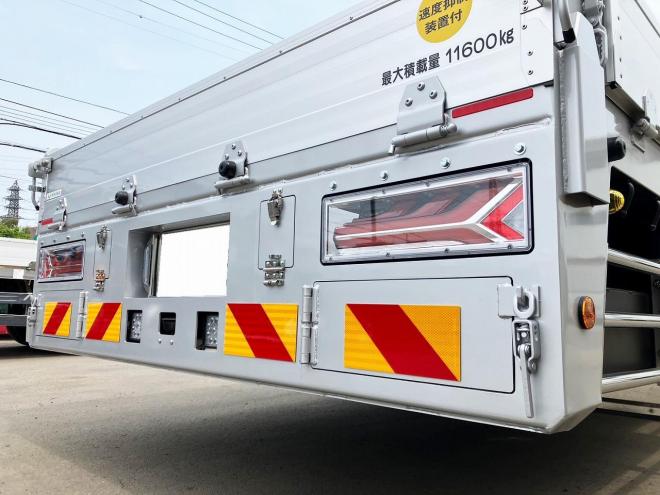 プロフィア未使用　4段ラジコンクレーン車　セルフローダー　重機運搬車ウインチ付　大型トラック　nsl