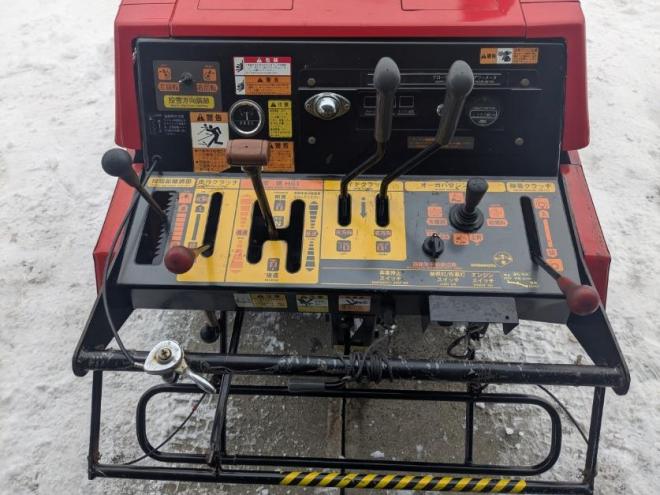 除雪機三菱　MSR　1150DHF　２４馬力　ディーゼル　良品　1.555H　（フジイOEM）