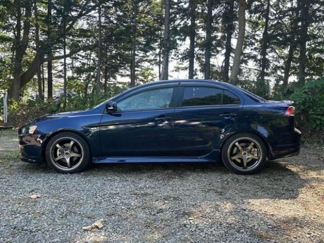 ギャランフォルティス 2.0 ラリーアート 4WD　社外ナビ　フルセグ　バックカメラ　ドラレコ　パワーウィンドウ　パワステ　ABS　キーレスエントリー　盗難防止装置　　クルーズコントロール 2000