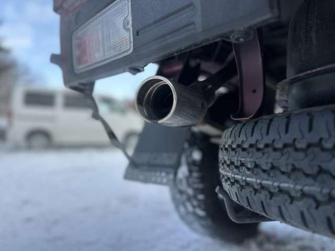 ハイゼットトラック ジャンボ エクストラ 3方開 4WD　荷台ボックス　地デジ　バックカメラ　パワステ　パワーウィンドウ　キーレスエントリー　アイドリングストップ　ABS　横滑り防止装置　盗難防止装置 660