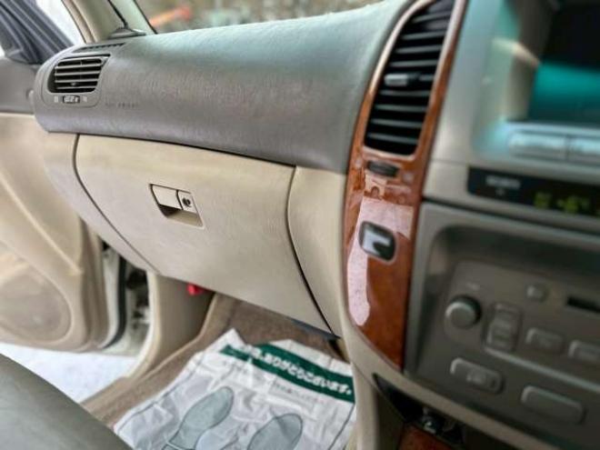 ランドクルーザー100 4.2 VXリミテッド ディーゼルターボ 4WD　エンジンスターター　ETC 純正アルミ　純正ナビ　電動シート　シートヒーター　コンソールクーラーBOX　バックカメラ　パワステ　パワーウィンドウ　クルーズコントロール　ABS 4200