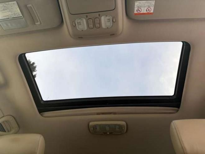 ランドクルーザー100 4.2 VXリミテッド ディーゼルターボ 4WD　エンジンスターター　ETC 純正アルミ　純正ナビ　電動シート　シートヒーター　コンソールクーラーBOX　バックカメラ　パワステ　パワーウィンドウ　クルーズコントロール　ABS 4200