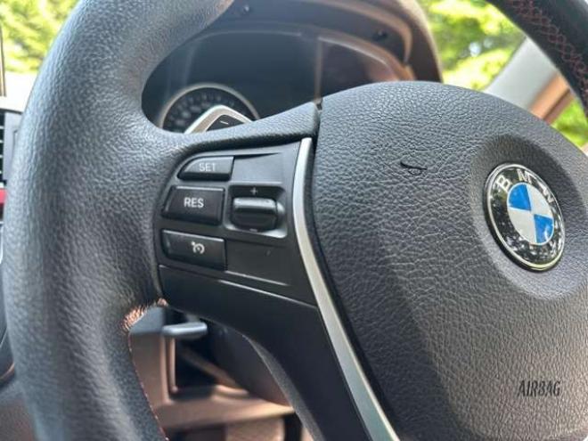 BMW3シリーズ 320i xドライブ 4WD　電動シート/ナビ/Bカメラ/CD/Bluetooth 正規輸入車 2000