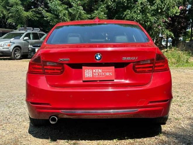 BMW3シリーズ 320i xドライブ 4WD　電動シート/ナビ/Bカメラ/CD/Bluetooth 正規輸入車 2000