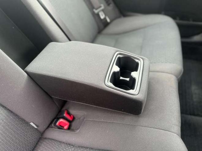 カムリハイブリッド2.5 Gパッケージ　純正アルミ　純正ナビ　ETC　ワンセグ　バックカメラ　パワステ　パワーウィンドウ　キーレスエントリー　電動シート　クルーズコントロール　横滑り防止装置　盗難防止装置 正規輸入車 2WD 2500