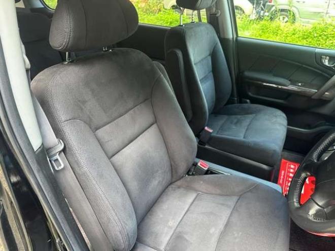 エリシオン2.4 G エアロ HDDナビスペシャルパッケージ 4WD　ABS　バックカメラ　盗難防止装置　エアコン　パワステ　パワーウィンドウ　HDDナビ　ETC　キーレス　3列シート　両側電動スライドドア　アルミホイール　DVD再生　CD　フォグランプ 2400