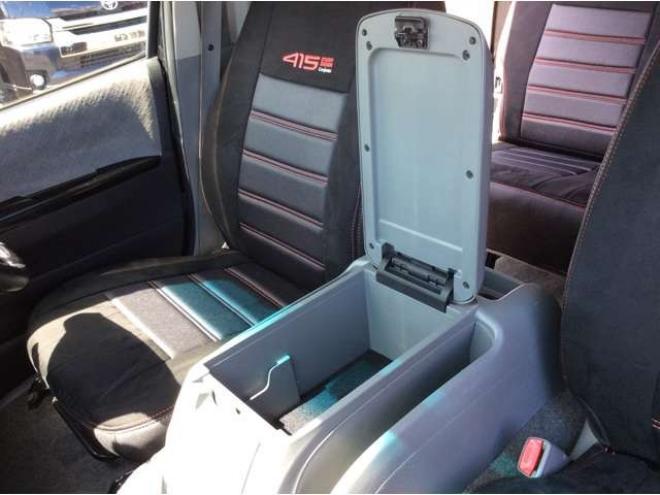 ハイエースバン3.0 スーパーGL ロング ディーゼルターボ 4WD　リアヒーター　キーレス　バックカメラ 3000