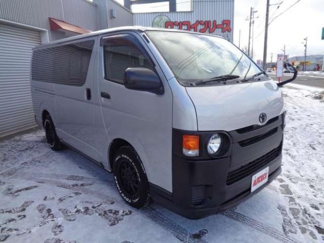 ハイエースバン2.8 DX ロング ディーゼルターボ 4WD　寒冷地仕様　415COBRA　丸目ヘッドライトキット　サファイアフロントリップスポイラー　ENCB16インチアルミ　トーヨーオープンカントリー　リアヒーター　リアエアコン 2800