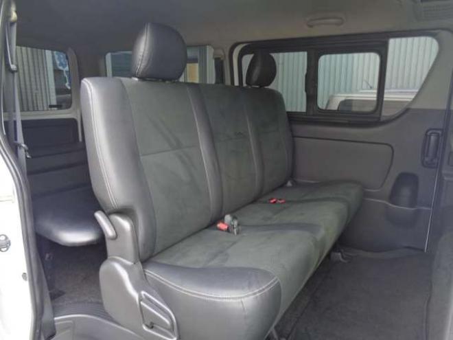 ハイエースバン3.0 スーパーGL ダークプライム ロングボディ ディーゼルターボ 4WD　ワンオーナー　令和6年タイミングベルト交換済　スマートキー　　社外ナビ　バックカメラ　フロント・サイドカメラ　バッドラッカー17インチアルミホイール　バッドフェイスボンネット 3000