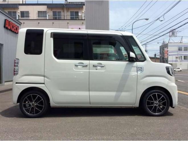 ピクシスメガL SAIII 4WD　両側パワスラ　スマートキー　純正ナビ 660