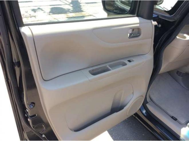 N-BOXG ターボパッケージ 4WD　パワスラ　スマートキー　クルーズコントロール　ドラレコ　バックカメラ　メモリーナビ　ETC　電動格納ミラー　オートライト　横滑り防止　アイドリングストップ　パナソニックフルセグTV　メモリナビ　Bluetooth 660