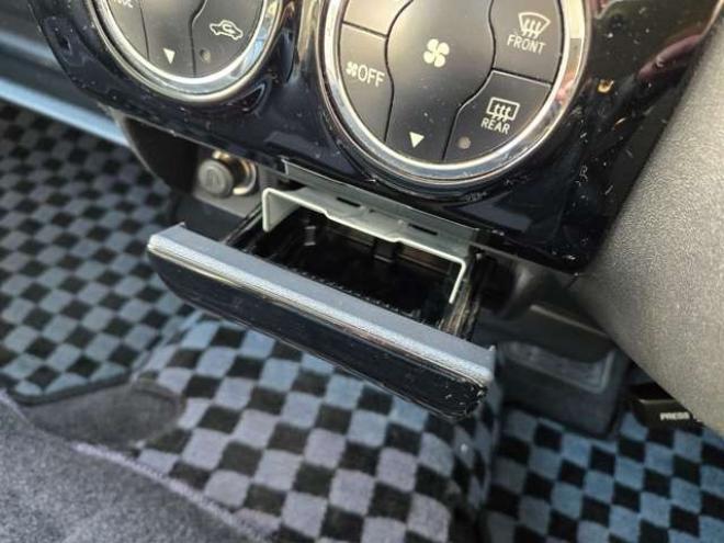 ハイエース2.7 GL ロング ミドルルーフ 4WD　寒冷地仕様　パワスラ　リアヒーター&クーラー　キーレス　アルパイン8インチメモリナビ　フルセグTV　Bluetooth　CD/DVD　フリップダウンモニター　バックカメラ　ドライブレコーダー　ETC　エンジンスターター 2700