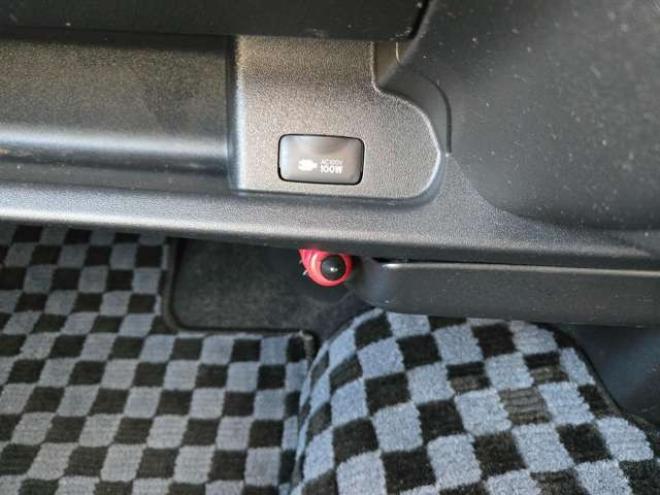 ハイエース2.7 GL ロング ミドルルーフ 4WD　寒冷地仕様　パワスラ　リアヒーター&クーラー　キーレス　アルパイン8インチメモリナビ　フルセグTV　Bluetooth　CD/DVD　フリップダウンモニター　バックカメラ　ドライブレコーダー　ETC　エンジンスターター 2700