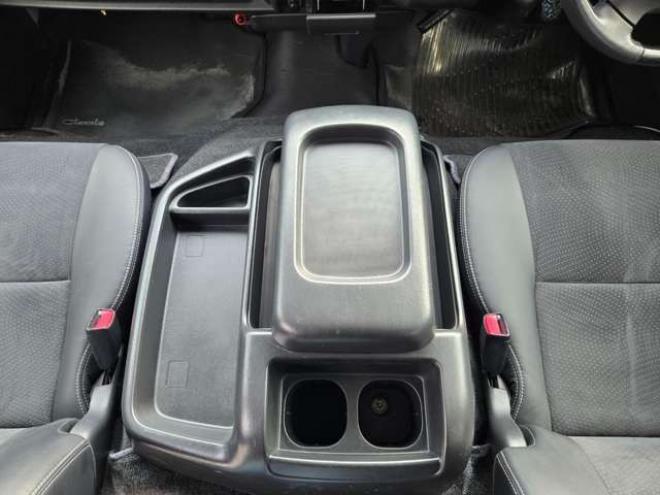 ハイエースバン2.7 スーパーGL ダークプライム ワイド ミドルルーフ ロングボディ 4WD　4WD　寒冷地仕様　両側パワスラ　スマキー　プッシュスタート　リアヒーター&クーラー　アルパインインナーミラー&フリップダウンモニター　社外メモリナビ　フルセグTV　ETC　ベッドキッド　Bカメラ 2700