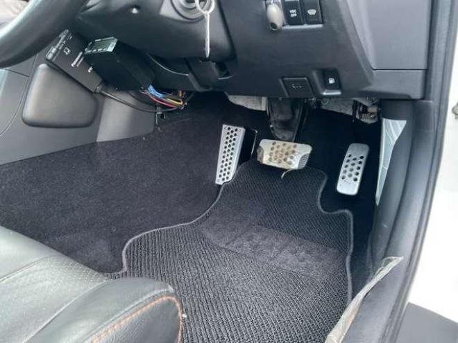 フェアレディZ3.5 バージョン ST　純正ブレンボキャリパー　社外フロントリップ　リアウィング　GarageDogHouse製マフラー　車高調　BOSEサウンド　レザーシート　パワーシート　シートヒーター　ETC 2WD 3500