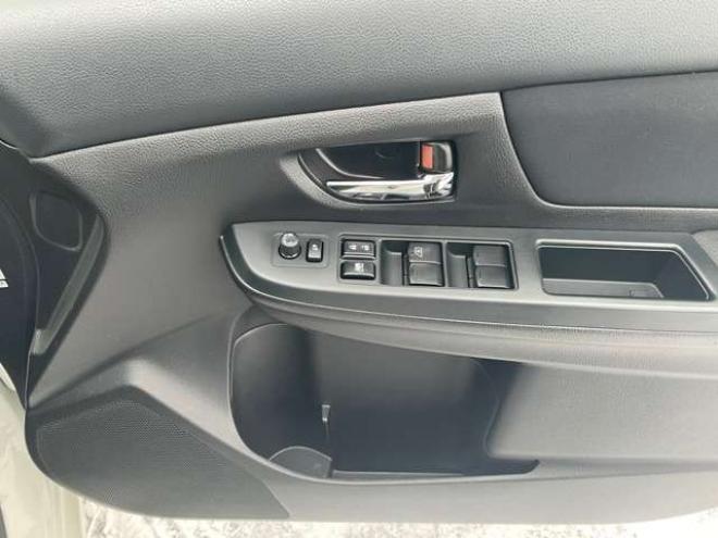 インプレッサスポーツ 1.6 i-L 4WD　バックカメラ　ETC　前後ドラレコ　エンジンスターター　カロッツェリア製ディスプレイオーディオ　Bluetooth　フォグランプ 1600