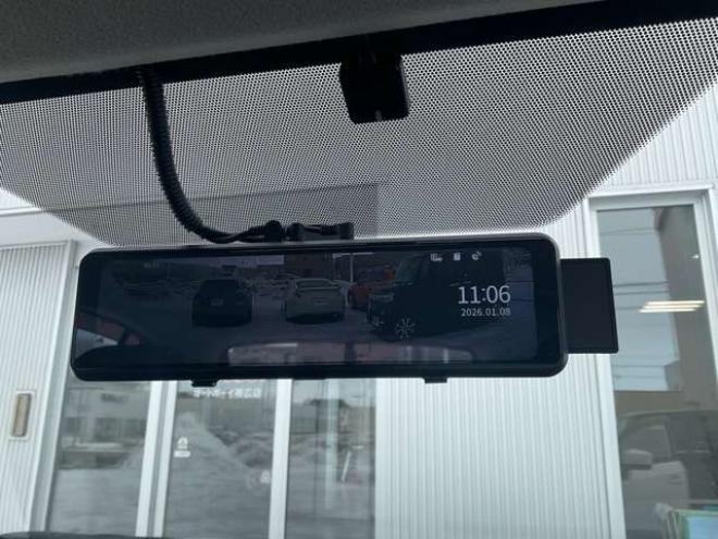 インプレッサスポーツ 1.6 i-L 4WD　バックカメラ　ETC　前後ドラレコ　エンジンスターター　カロッツェリア製ディスプレイオーディオ　Bluetooth　フォグランプ 1600