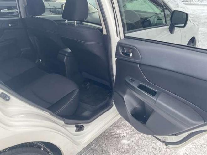 インプレッサスポーツ 1.6 i-L 4WD　バックカメラ　ETC　前後ドラレコ　エンジンスターター　カロッツェリア製ディスプレイオーディオ　Bluetooth　フォグランプ 1600