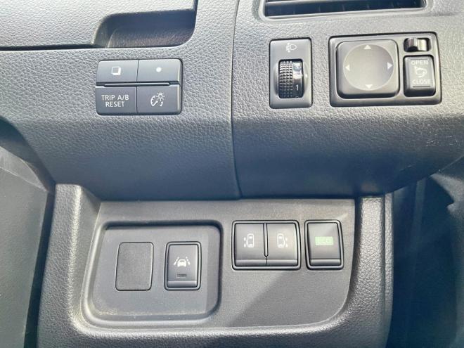 セレナ20X 4WD 5年保証 スマキー 両側パワスラ ナビTV Bカメ ETC 夏冬タイヤ 寒冷地仕様 禁煙 車検整備2年付