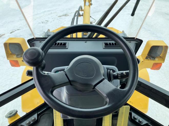 ホイールローダコマツ　中古　WA30-6E0　建機