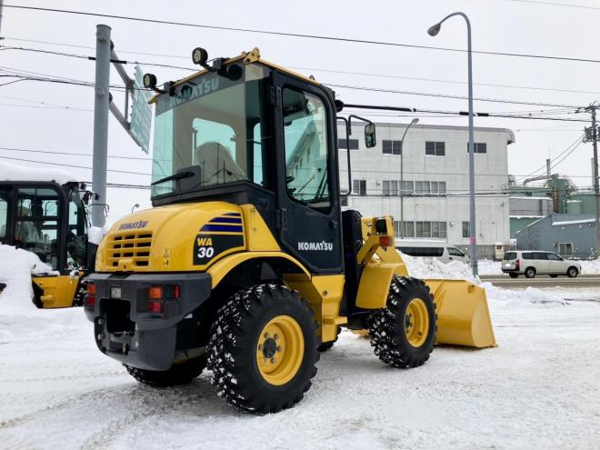 ホイールローダコマツ　中古　WA30-6E0　建機