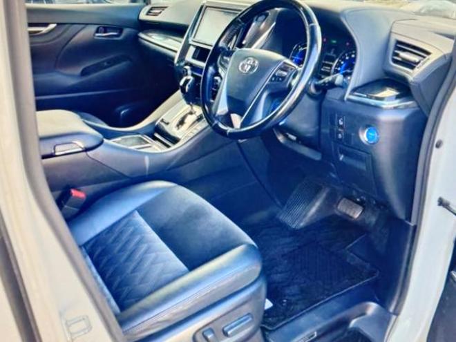 アルファードハイブリッドSR 本州車寒冷地仕様 ナビTVバックカメラ 両側パワースライドドア フリップダウンモニター ドラレコ パワーバックドア 車検新規2年 保証付！ 4WD 2500 5Dr