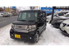 N-BOX　カスタム　G-Lパッケージ　4WD 660 5Dr