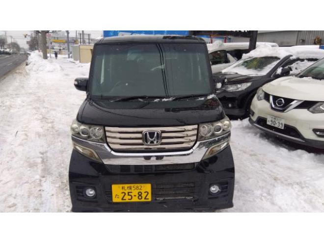 N-BOXカスタム　G-Lパッケージ　4WD 660 5Dr