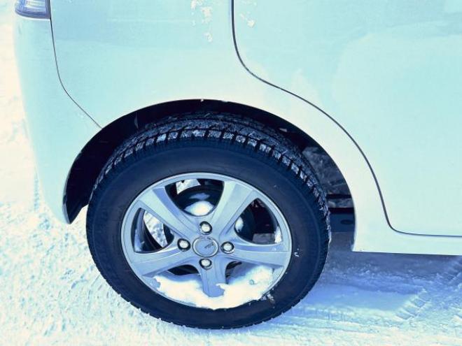 タントX 4WD タイミングチェーン　楽ナビ　テレビ　スマートキー　ABS 片側スライドドア 4WD 660 5Dr