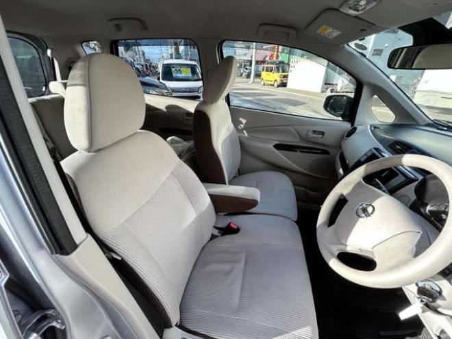 デイズS 4WD　エマージェンシーブレーキ　シートヒーター　フォグライト　ABS　アイドリングストップ 660