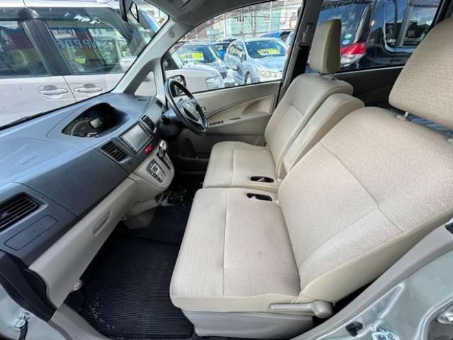 ムーヴカスタム X リミテッド 4WD　ナビ　バックモニター 660