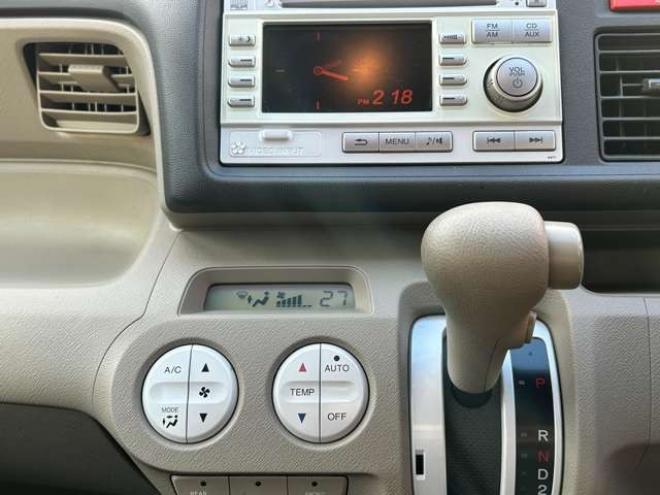 ライフパステル 4WD　バックモニター　アルミホイール　スマートキー　ライトレベライザー 660