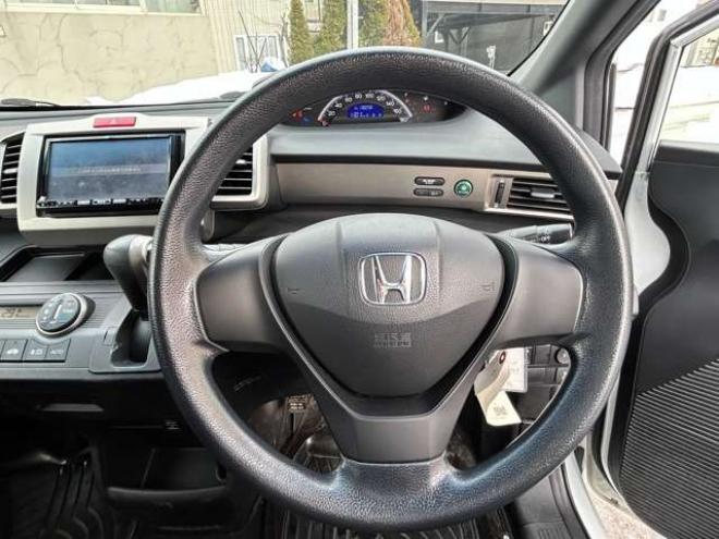 フリードスパイク1.5 G ジャストセレクション 4WD　 1500