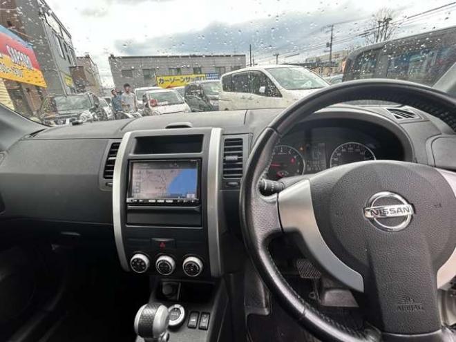 エクストレイル2.0 20X 4WD　ナビ　TV　衝突安全ボディー　スマートキー 2000