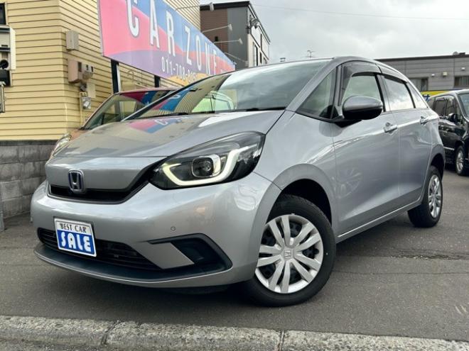 フィット1.5 e:HEV ベーシック 4WD　e-HEV クルーズコントロール　レーンキープ　冬タイヤセット付 1500