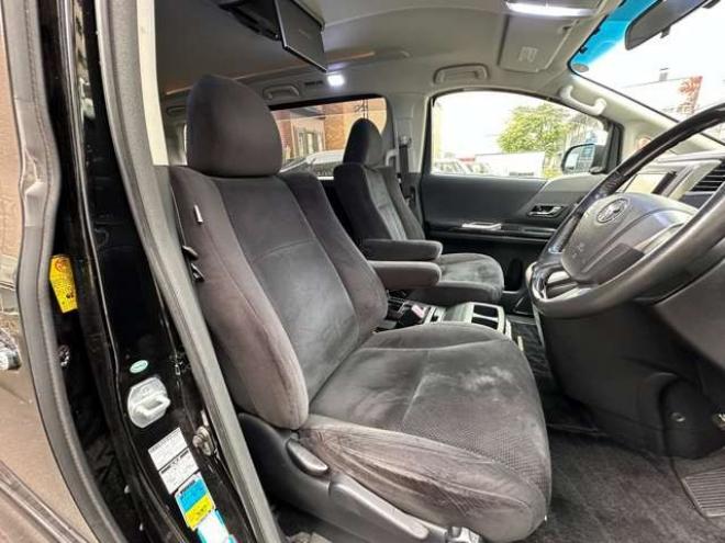 ヴェルファイア2.4 Z プラチナセレクションII タイプゴールド 4WD　寒冷地仕様　両側パワースライドドア　ALPINEフリップダウンモニター　ナビ　地デジ　ビルトインETC　コーナーセンサー　横滑り防止装置　パワーバックドア　社外アルミホイール夏　バックモニター 2400