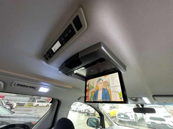 ヴェルファイア2.4 Z プラチナセレクションII タイプゴールド 4WD　寒冷地仕様　両側パワースライドドア　ALPINEフリップダウンモニター　ナビ　地デジ　ビルトインETC　コーナーセンサー　横滑り防止装置　パワーバックドア　社外アルミホイール夏　バックモニター 2400