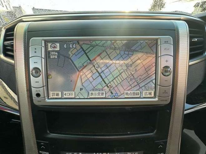 ヴェルファイア2.4 Z プラチナセレクションII タイプゴールド 4WD　両側パワースライドドア　ナビ　ワンセグ　プッシュスタート　横滑り防止装置　コーナーセンサー　パワーバックドア　純正18インチアルミホイール夏　社外アルミホイール冬　バックモニター 2400